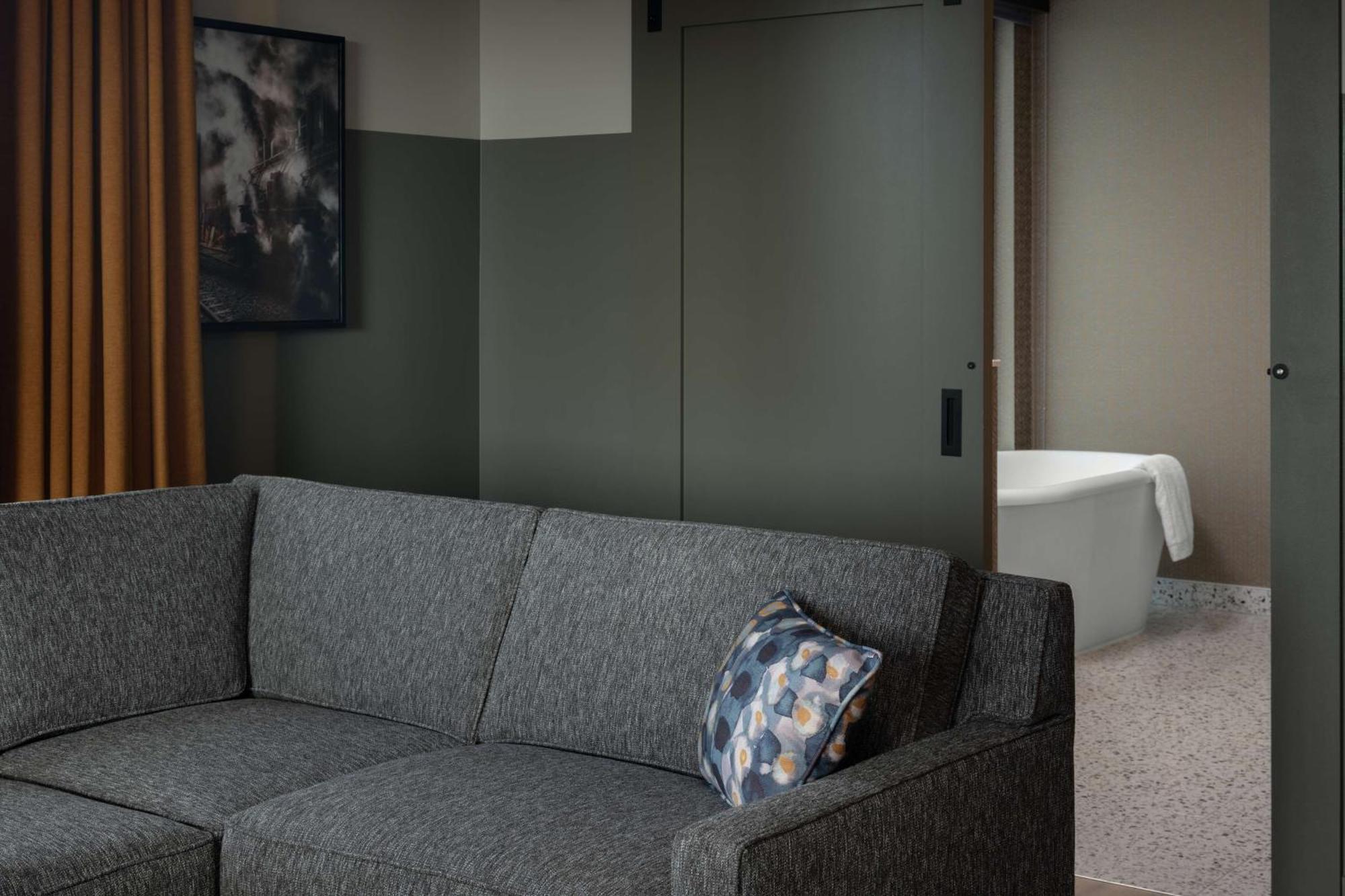 Hotel Nickel Plate Fishers, Tapestry Collection By Hilton Extérieur photo